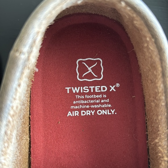 Twisted X Bomber - Picture 5 of 6
